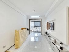 石碶 恒雅居 5号线出口 全新精装修 诚心出售 小两窒低总价