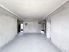 洋房亏本急售 上证118平75万 1梯2户 龙湖物业 朝中庭