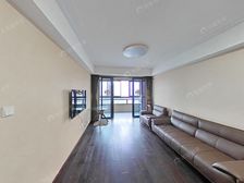 户型好,采光刺眼,南北通透,业主诚意出售,看中可谈。