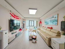 电梯景观楼层!带车位!产权清晰 诚意出售!中心位置!随时可看