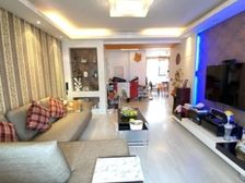 龙沟新苑精装修3房,南北通周边生活配套齐全