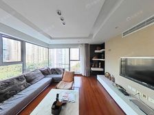 汇豪三梯三户大平层+南北通透方正户型+送产权车位+屋况保养好