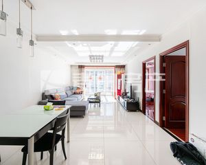 3室2厅丽水莲花2号院