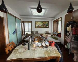 阳光天地4室2厅2卫南朝向142.0万元/套出售