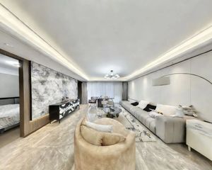 臻堇园4室2厅2卫东朝向328.0万元/套出售