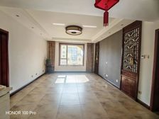 十三中片区!东湖印象 南北通透精装大三室 采光好 随时看房