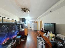 一楼带花园,小区位置安静,产权清晰,诚意出售,看房方便