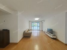 绿家园三期,两卫户型,南北双阳台,已空关,吉售