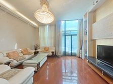 浦东御桥康桥华庭208.7㎡精装别墅 满五南向5室3厅