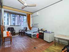 总价超低一房 挂书包专用 诚意出售 看房预约 先到先得