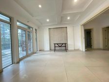 阳光满屋的别墅,精装空置即住型,随时看房,诚心置换