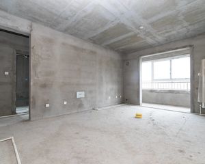 绿洲花园 112.64平3居 南向毛坯 自住保养好