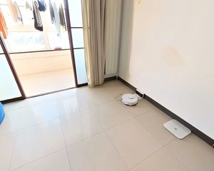 裕龙四区三居室出售,价格好谈