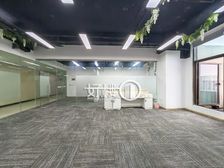 双轻轨重庆总部城精装办公室出租户型方正