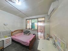 金杨·香山东南街坊·1室·1厅