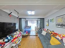 新上!!小区中间位置、精装两房、保养很好、可拎包入住