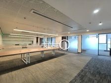 渝北洪湖东路财富中心FFC业主直租精装写字楼出租