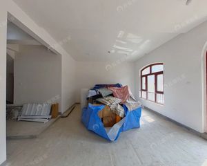 凯德麓语 联排边户 地上三层 地下两层 电梯入户 可观景