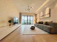 静安豪景苑 南北通透 大两居 交通便捷 近医院 有电梯