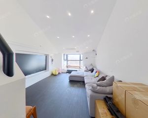 东城区+天坛公馆精装三居+6层板楼带电梯 +产权车位+