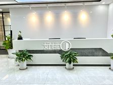 业主直租江北嘴金融城精装修整层办公室出租可分