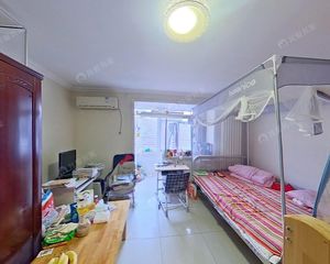 花园路5号院南北通透两居室 大客厅 低楼层非常方便 业主诚意