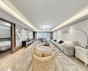 臻谨园次新 升级装带地暖 户型好 3开间朝南 双阳台 钥匙