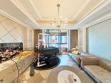 古美板块次新大平层,四加1户型,四个卧室加一个保姆房,精装修