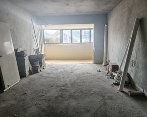 启迪东盟科技城5房2厅130m283万