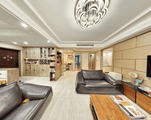 西首边套,精装修,家具,拎包入住姚江