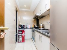 小户型 中高楼层 满五年 从未出租 诚意出售 总价低,诚售。