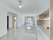 水岸新都 大二室 基装 好楼层 采光好 房东吐血出售