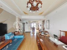 凤凰楼层,房东置换看好房子,带产权车位,书包都在,诚意出售