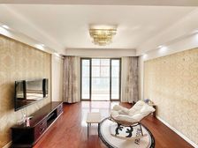 万源城朗郡 新上三房 价格好谈, 业主急售,随时看房