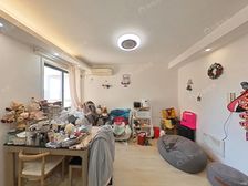 新上房源!14年次新电梯房!楼层好!采光无遮挡!全明!精装修