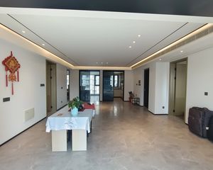 万科海潮映月4室2厅2卫南朝向398.0万元/套出售