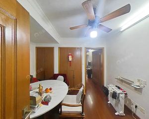 新上店总力推泾华新村中间楼层看房方便业主诚心环境好一梯二户