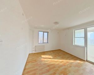 国贸东三环呼家楼红庙北里低总价2居地铁6号14号金台路站旁