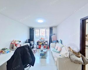 五环边次新房,电梯房低密度,商品房高楼层两居室,采光好