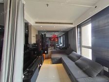 品尊二期花园式小区近地.铁婚房装修南北通全明户型