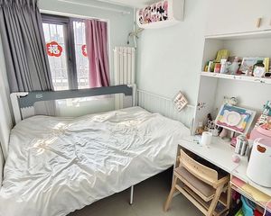 华威北里三居出售,低楼层,紧邻地铁10号线潘家园站