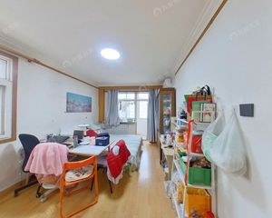 值!!中关村-苏州街,出门就是地铁,蕞优质的三居。靠谱出售。