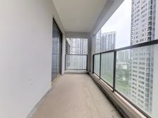 万豪中心 中间楼层 视野开阔 交通便利