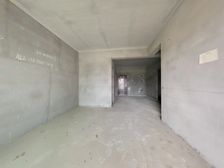 中南路商圈 上上城三期毛坯小三房 双书包小区