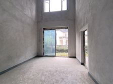 南岸区 荣盛华府二期 三房 180万