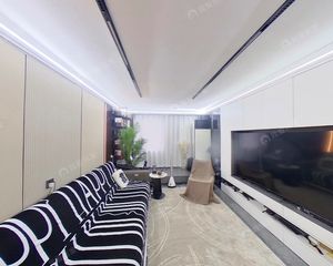 华腾园 30万精装 刚装修两年 满五年 经典格局