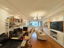 送超大露台!带固定车位! 飞机户型! 南北通透!精装修好房!