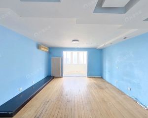 新上!户型360°转圈采光 南北通透三居室 skyline!