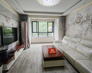 南北通透北京城建上河湾3室1厅精装修