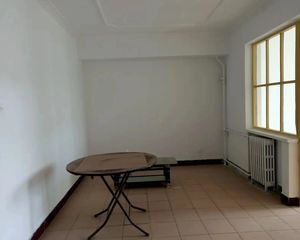南北通透怡安园3室1厅精装修